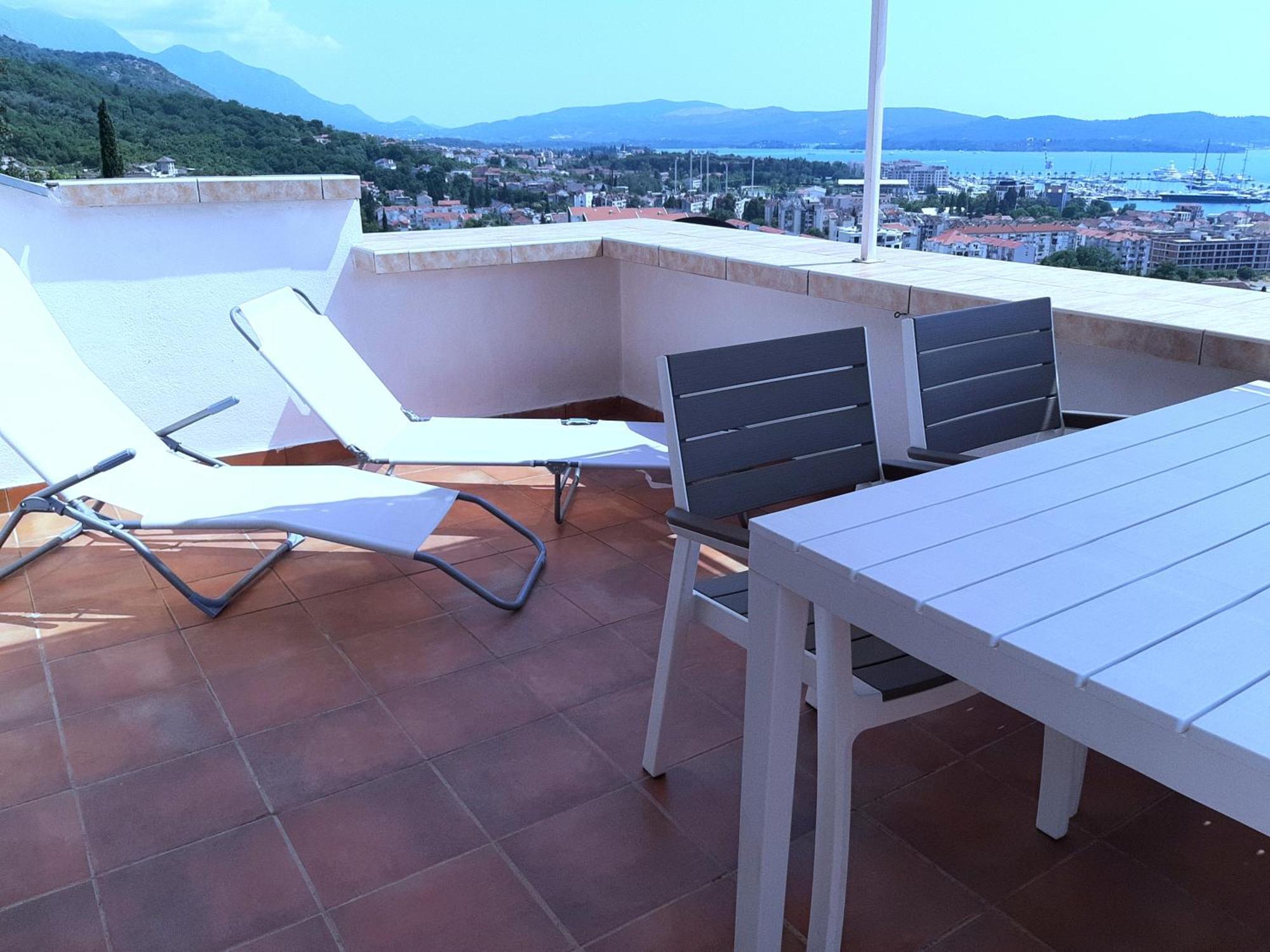 Adriabay Studio Tivat Exterior photo